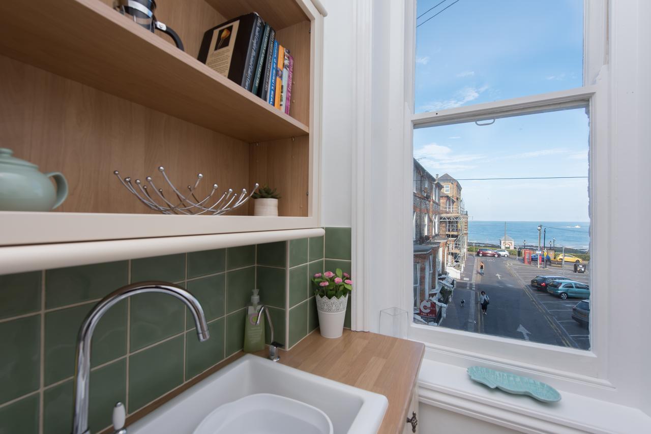 Apartmán Fantastic Sea View, 1 Bed Sleeps 2 Broadstairs Exteriér fotografie