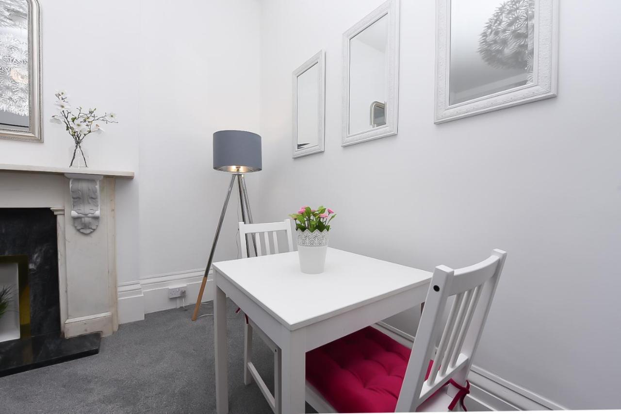 Apartmán Fantastic Sea View, 1 Bed Sleeps 2 Broadstairs Exteriér fotografie